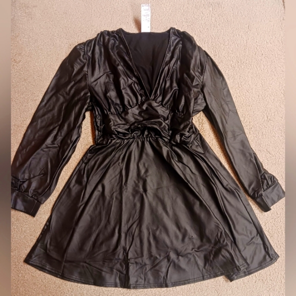 Black Pleather Elegant Black Women's Dress Halloween Goth Club Unworn Unused New